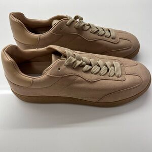 Steve Madden , tan sneakers